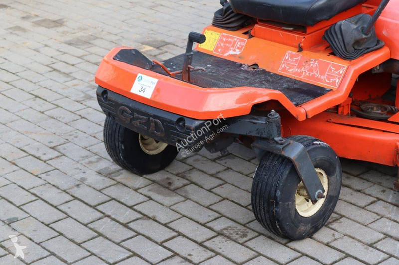 Zonas verdes Kubota GZD21