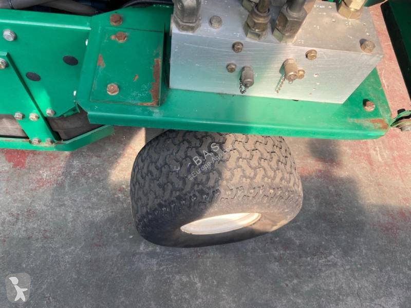 Ransomes 933D landscaping equipment