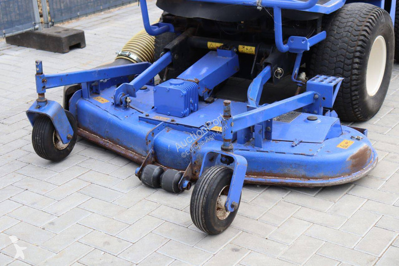 Espaces verts Iseki SF370FH