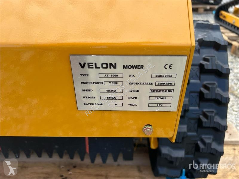 Zonas verdes jardins  Velon AT-1000 Lawn Mower...