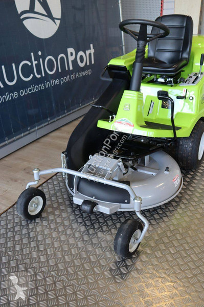 Zonas verdes Grillo FD 220R