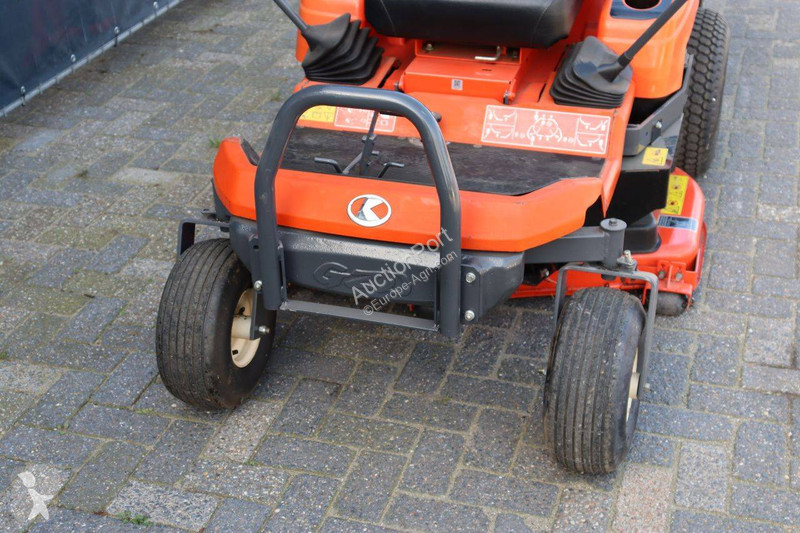 Zonas verdes Kubota GZD15-3HD-S5