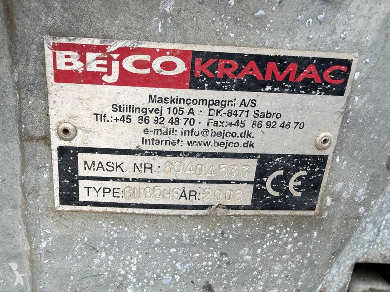 Zelené plochy  CU85HS