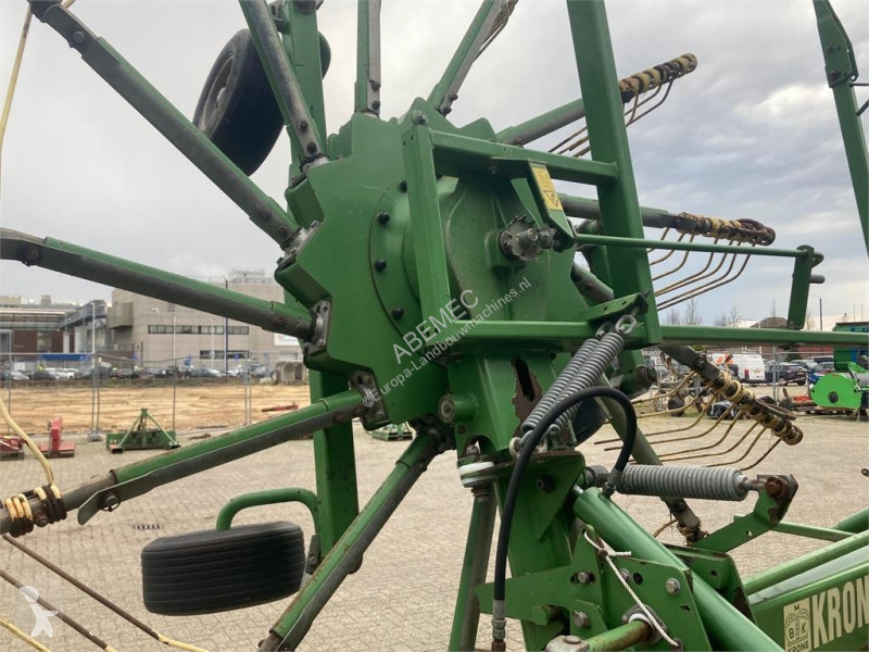 Krone 1201 hark haymaking