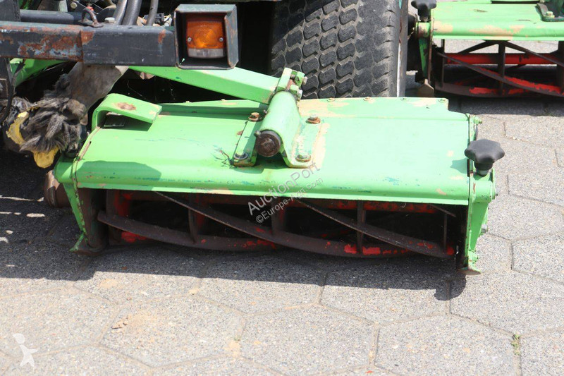 مساحات خضراء Ransomes Commander