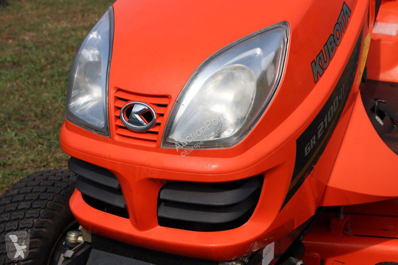 Zonas verdes Kubota GR2100-II