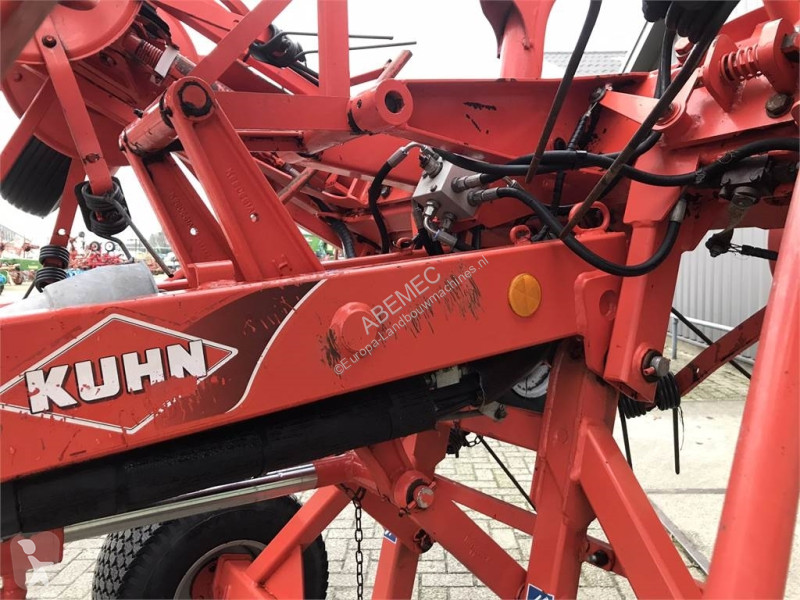 Zonas verdes Kuhn GF 10802 T
