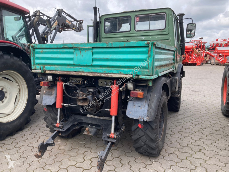 شاحنة Mercedes  U 1000