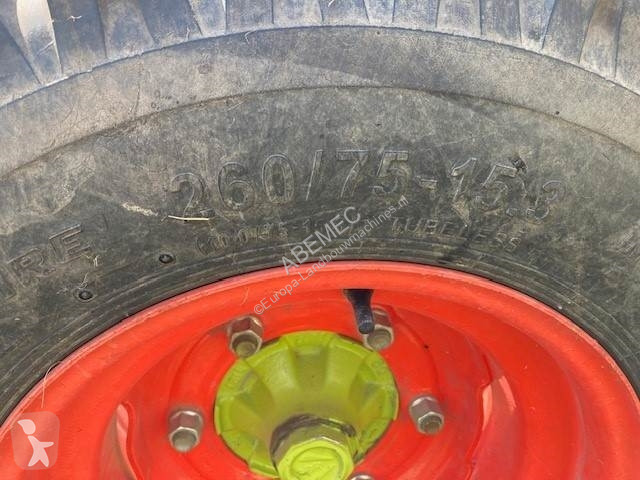 Tereny zielone Claas Schudder Volto 1300