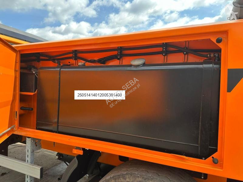 Zelené plochy Doppstadt AK235 profi,...