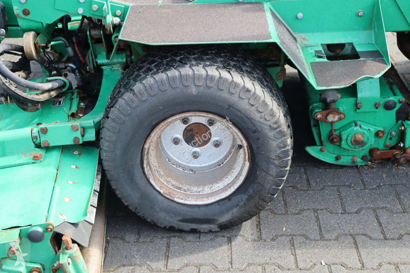Zonas verdes Ransomes PARKWAY 2250
