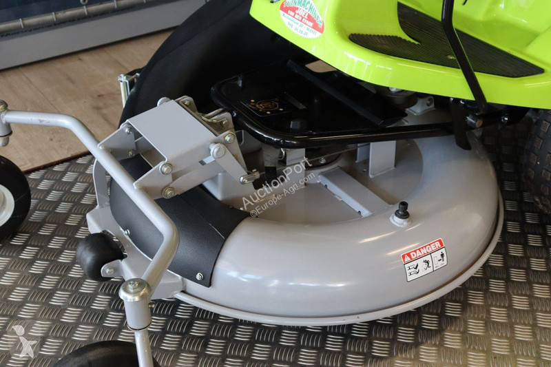 Zonas verdes Grillo FD 220R