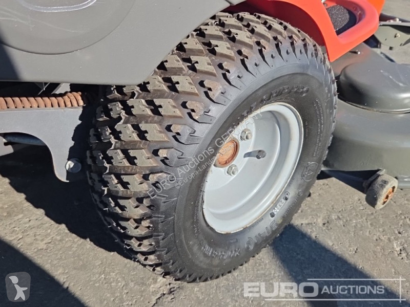 Espaces verts Husqvarna R422TS