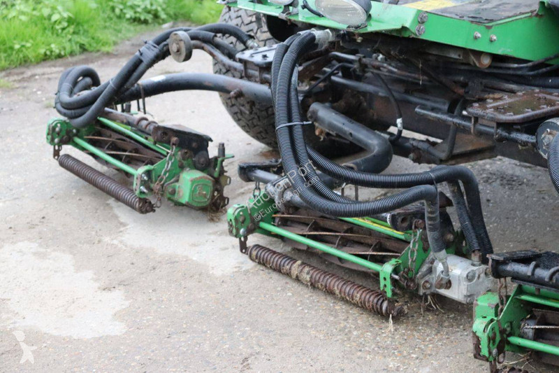 Zelené plochy John Deere 7500 PC FM