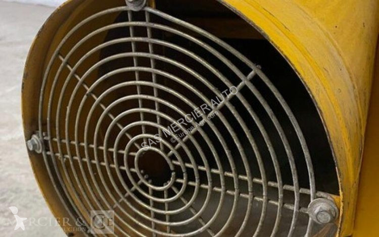 Aerateur / souffleur landscaping equipment