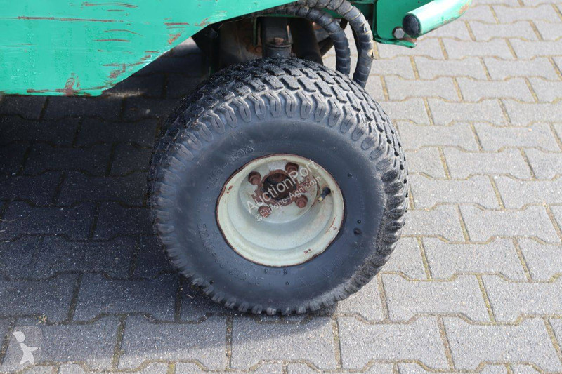 Zonas verdes Ransomes PARKWAY 2250