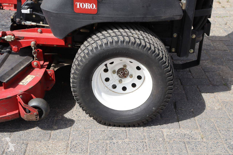 Догляд за садом і городом Toro Z Master...