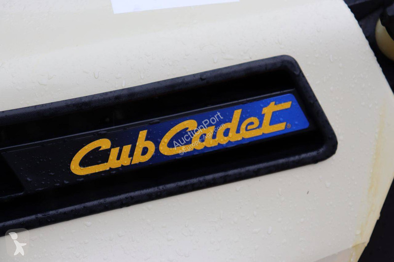 Zonas verdes Cub Cadet GT-1224 Hydrostatic