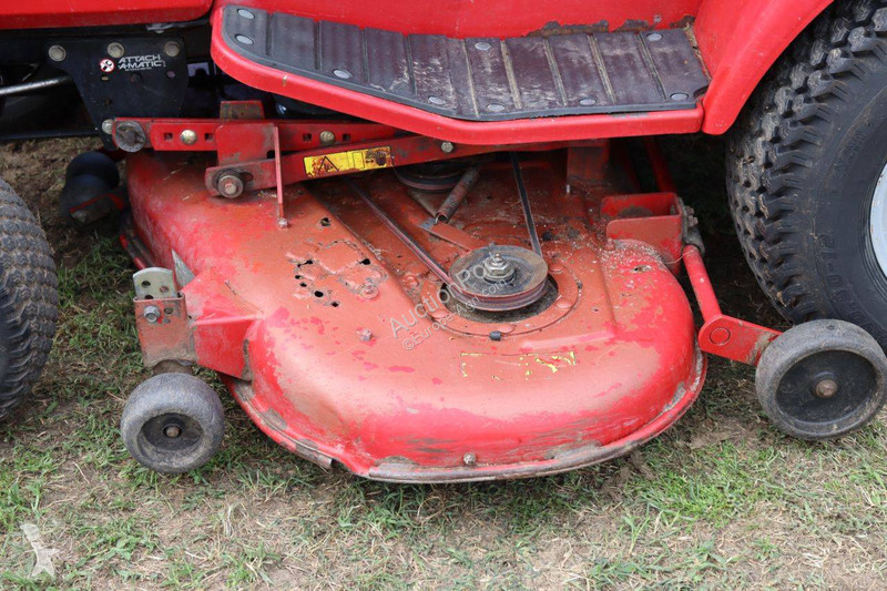 مساحات خضراء Toro 523DXI