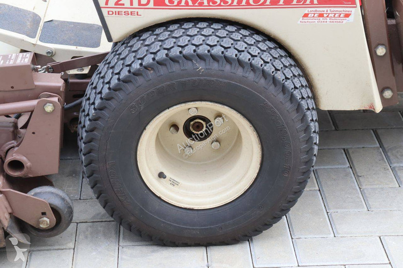 Zonas verdes Grasshopper 721D