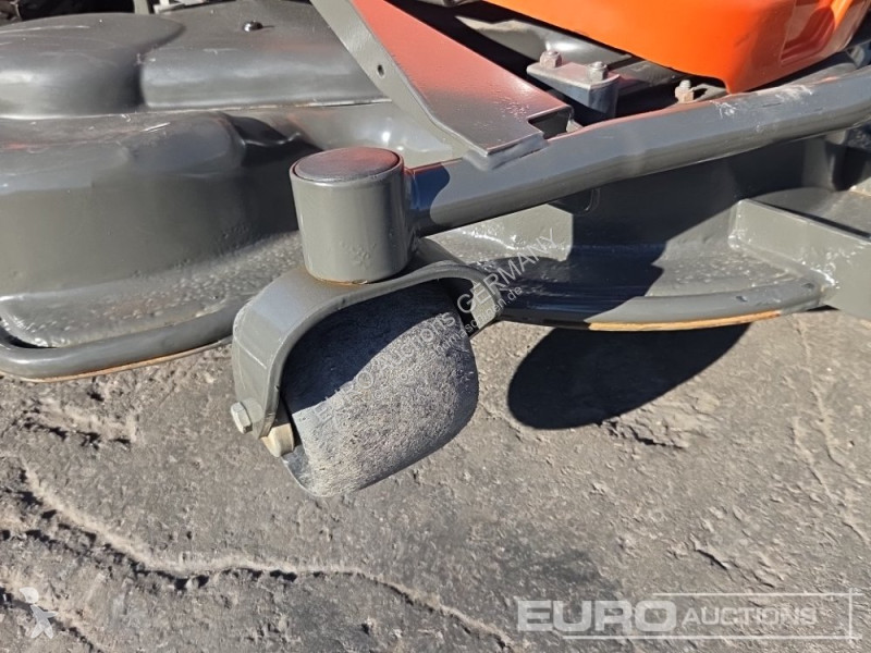 Espaces verts Husqvarna R422TS