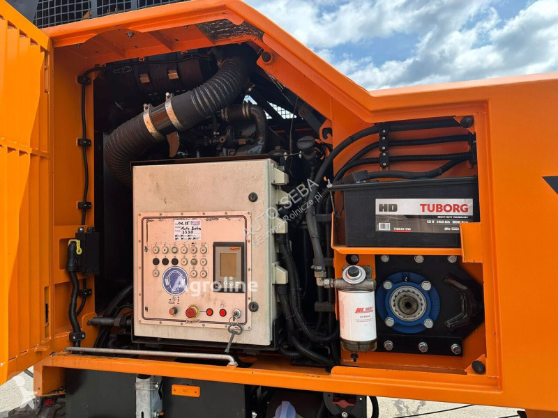 Zelené plochy Doppstadt AK235 profi,...