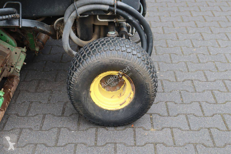 Zonas verdes John Deere Mower