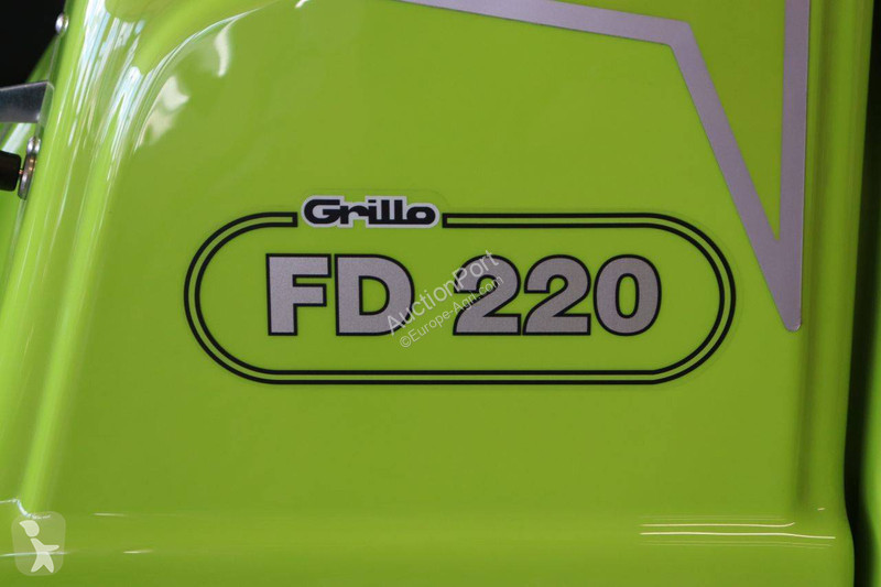 Zonas verdes Grillo FD 220R
