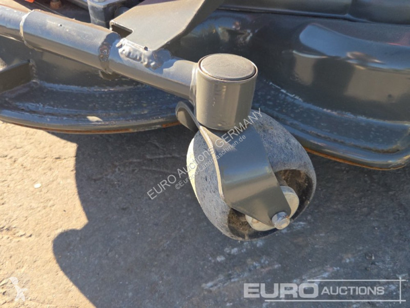 Espaces verts Husqvarna R422TS