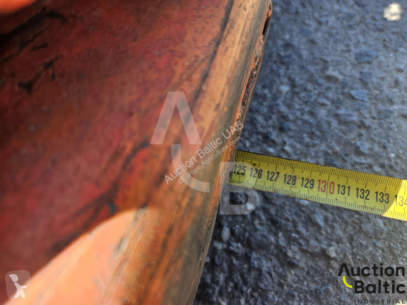 Zonas verdes jardins Kubota RCK48G18