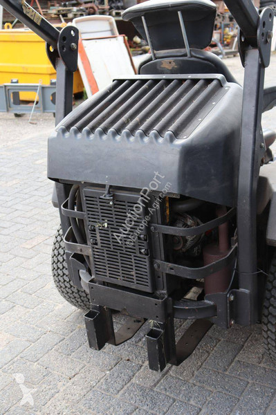 Догляд за садом і городом Toro Z Master...