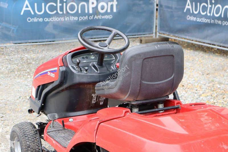 مساحات خضراء Toro DH220
