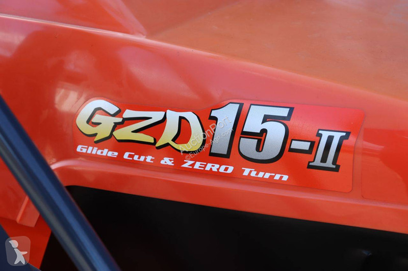 Zonas verdes Kubota GZD15-3HD-S5
