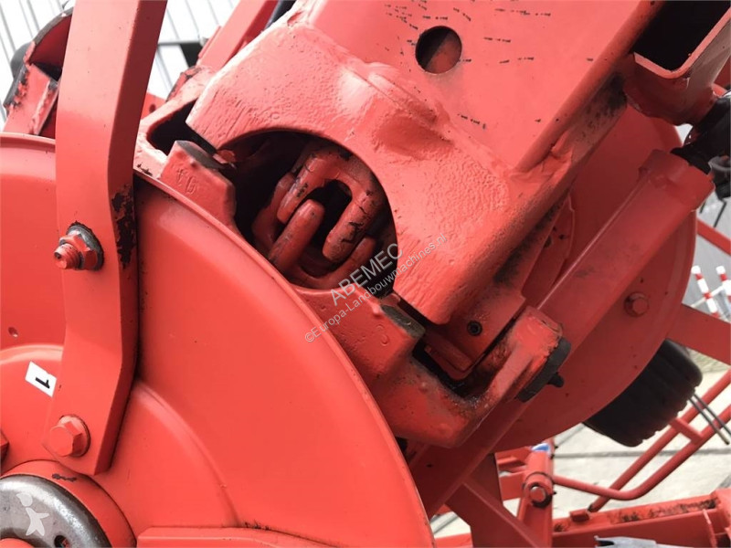 Zonas verdes Kuhn GF 10802 T