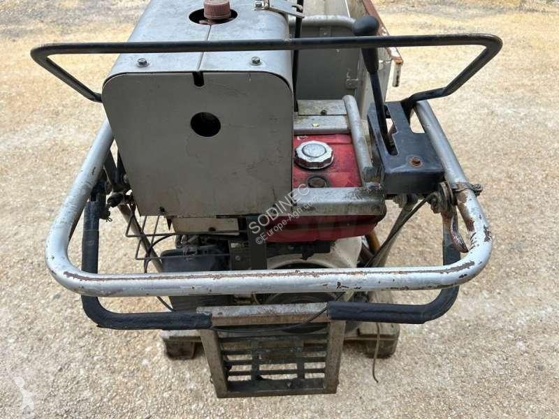 Espaces verts   BROUETTE A MOTEUR MACHINE SUISSE