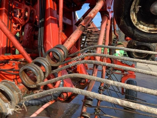 Zonas verdes Kuhn GA 8521 hark