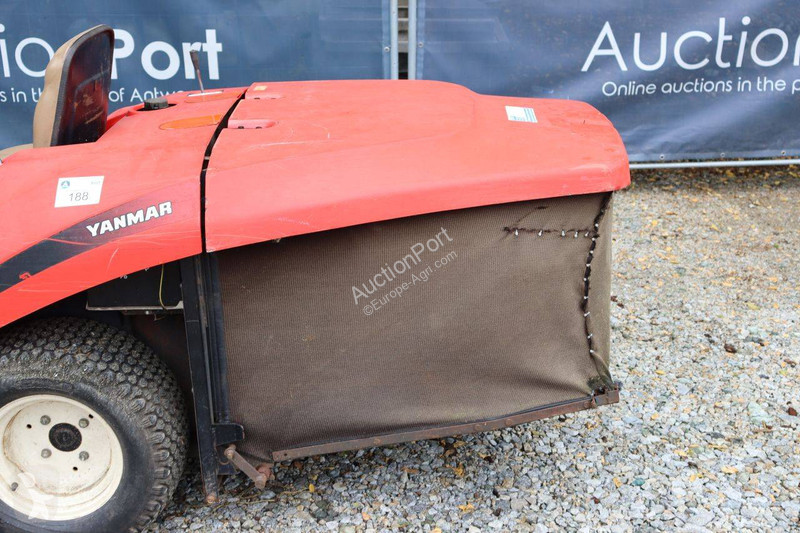 Zonas verdes Yanmar RD122