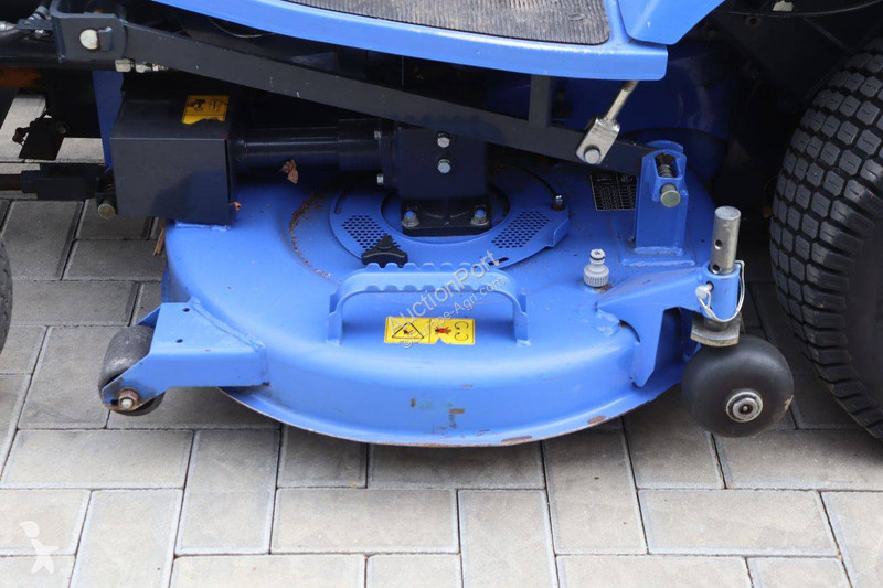 Zonas verdes Iseki SXG323H