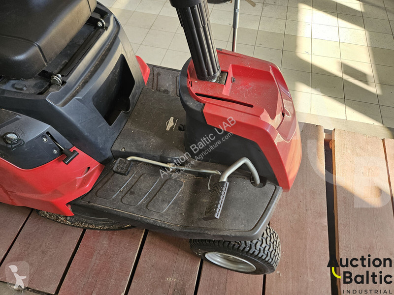 Spazi verdi  966 HDB