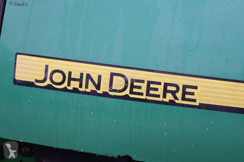 Zelené plochy John Deere 7500 PC FM