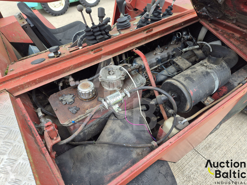 Spazi verdi Aebi Schmidt TT80