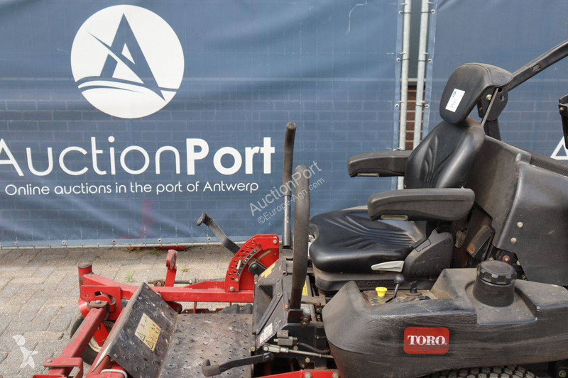 Догляд за садом і городом Toro Z Master...