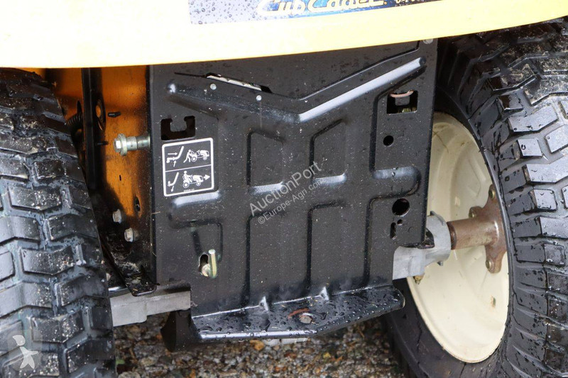Zonas verdes Cub Cadet GT-1224 Hydrostatic