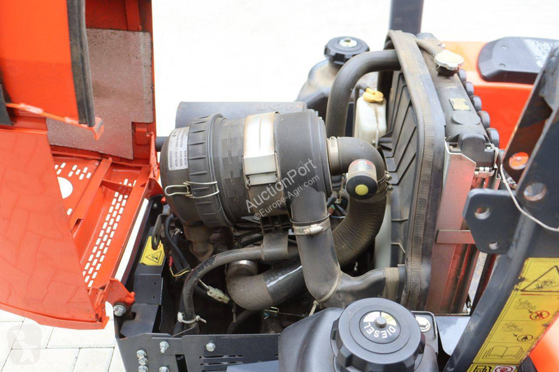 Zonas verdes Kubota ZD326S