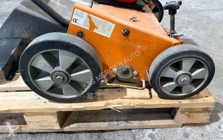 Zonas verdes Eliet scarificateur essence - largeur