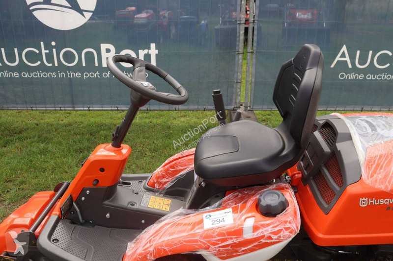 Espaces verts Husqvarna R214TC