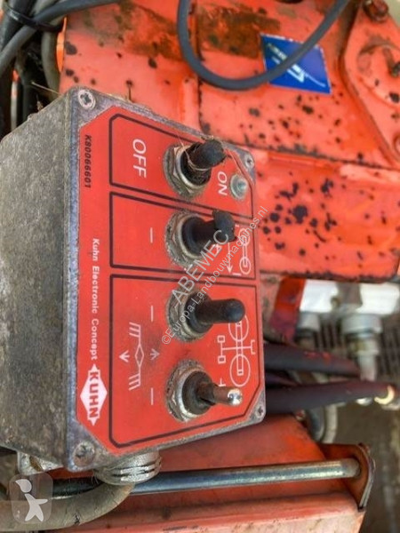 Zonas verdes Kuhn GA 8521 hark