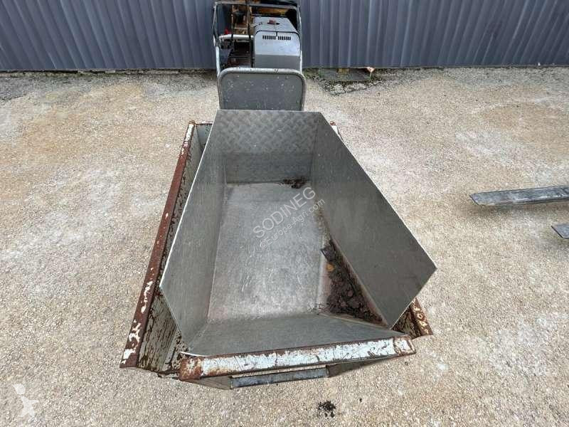 Espaces verts   BROUETTE A MOTEUR MACHINE SUISSE