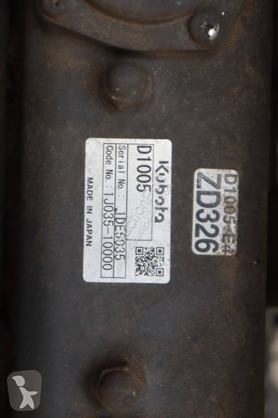 Zonas verdes Kubota ZD326S