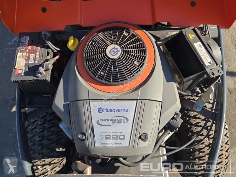 Espaces verts Husqvarna R422TS